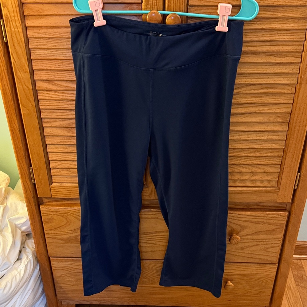 GAIAM Dark Blue Cropped  Pants Size XL